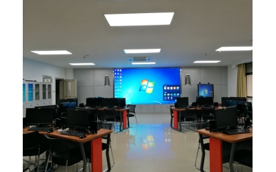 重慶科技學(xué)院P2.5